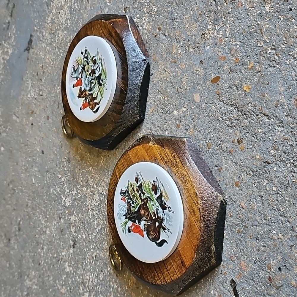Equestrian HUNT SCENE Wall Plaques with Ceramic On Wood. COLLECTOR 6"x .75" - Picture 2 of 5